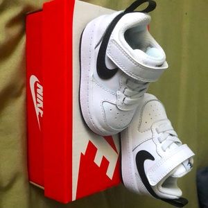 Brand new never worn Nike forth borough low 2